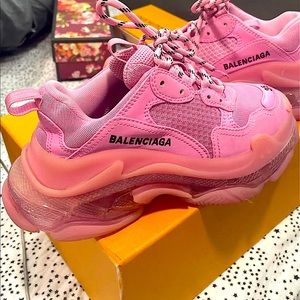 Balenciaga pink sneakers like new